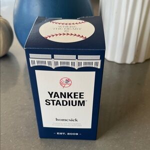 Yankee Stadium Homesick Candle - Blue
